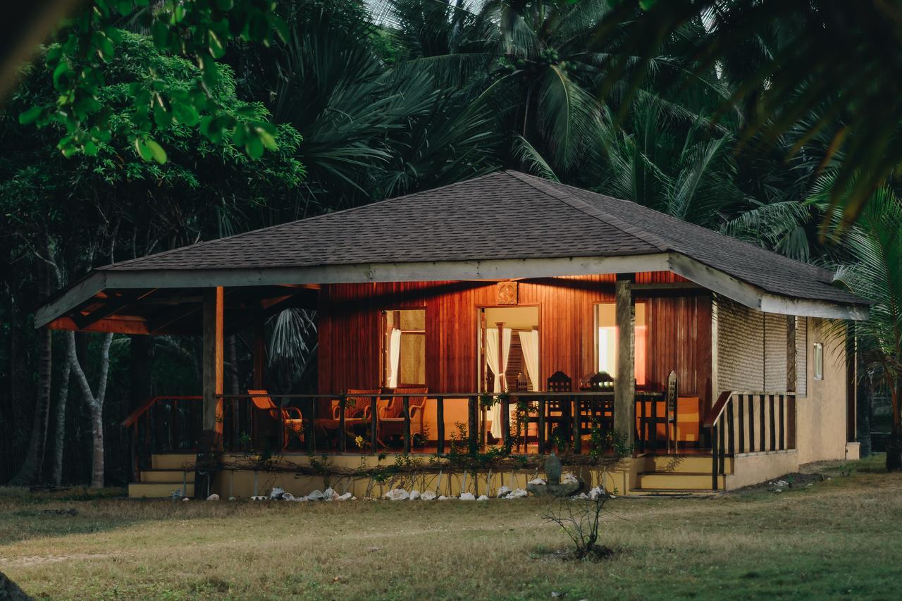 Playa Encantada Beach Resort El Nido Luaran gambar